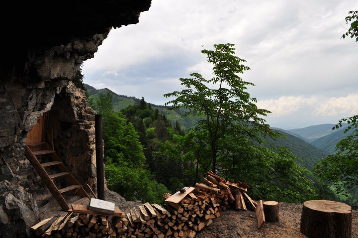 გზა აბუხალომდე